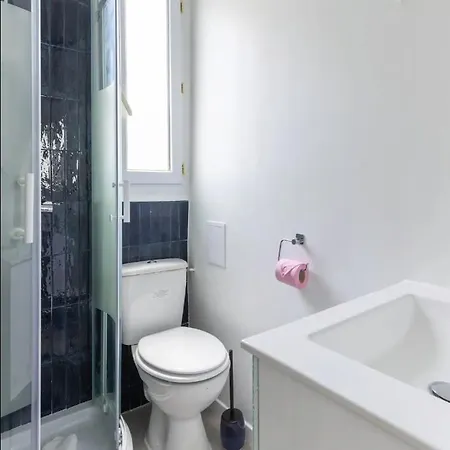 Vignoles Nation Charming Cosy * باريس